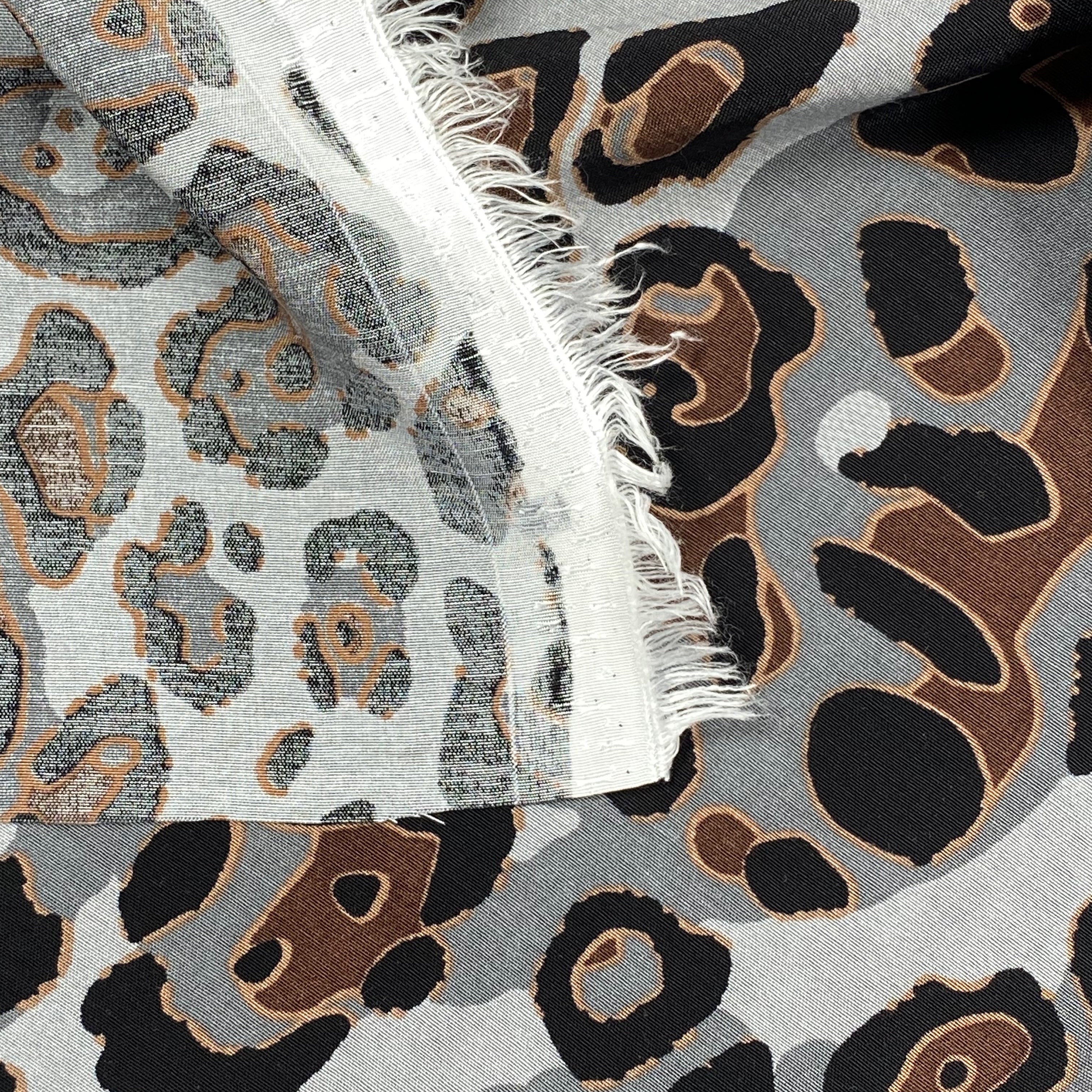 45 % Viskose 55 % Cupro