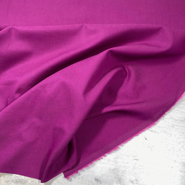 Deadstock | Gabardine | uni | Beere || 100 % Baumwolle